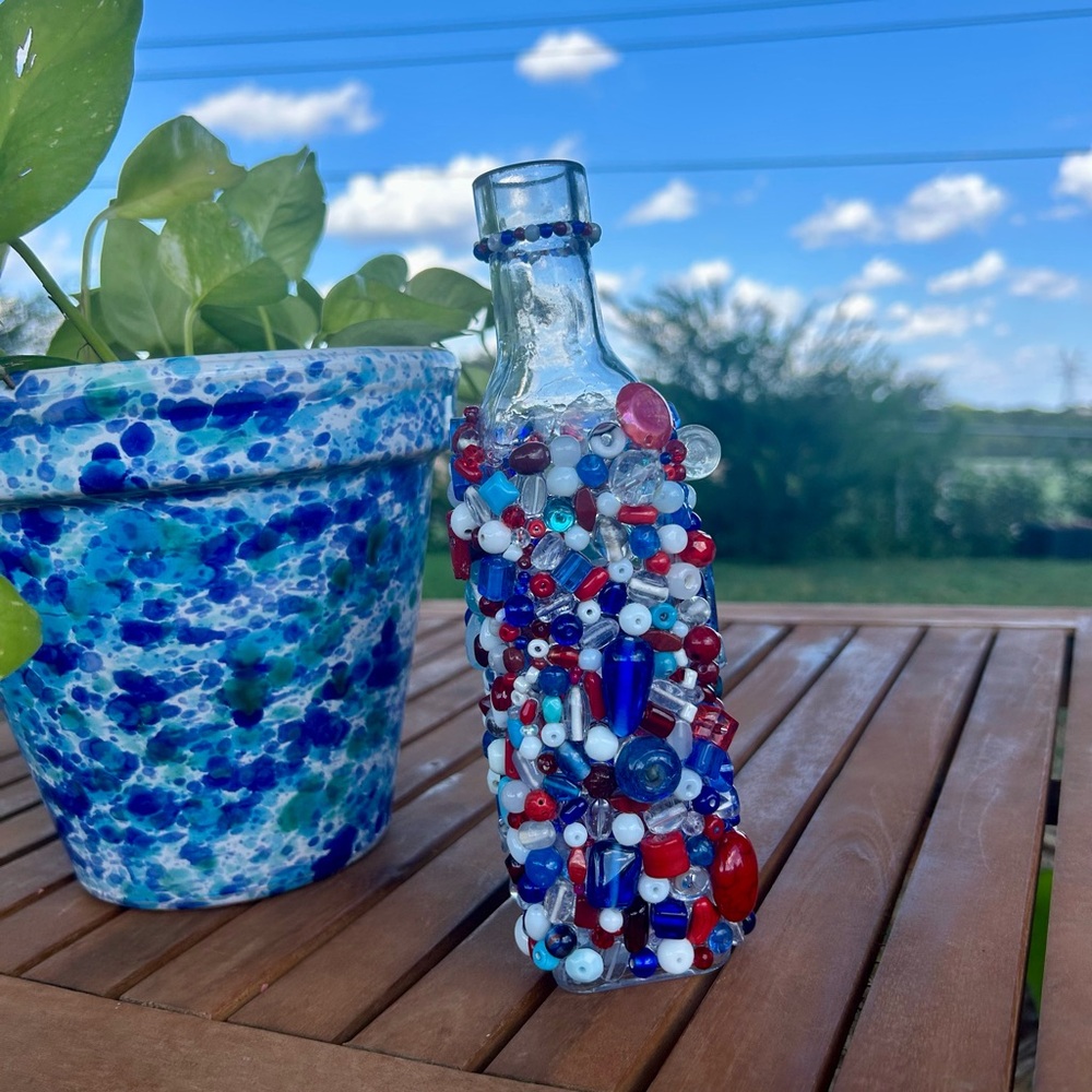 Patriotic Beaded Glass Art Bottle - Picture 6 of 7